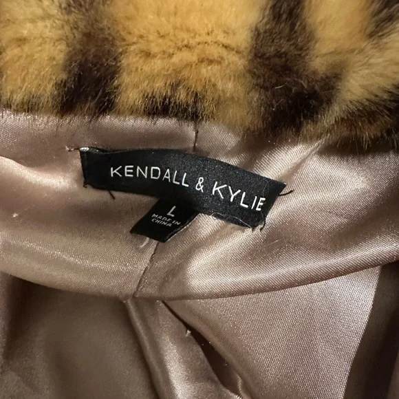Kendall & Kylie Leopard Print Teddy Jacket - Picture 3 of 3